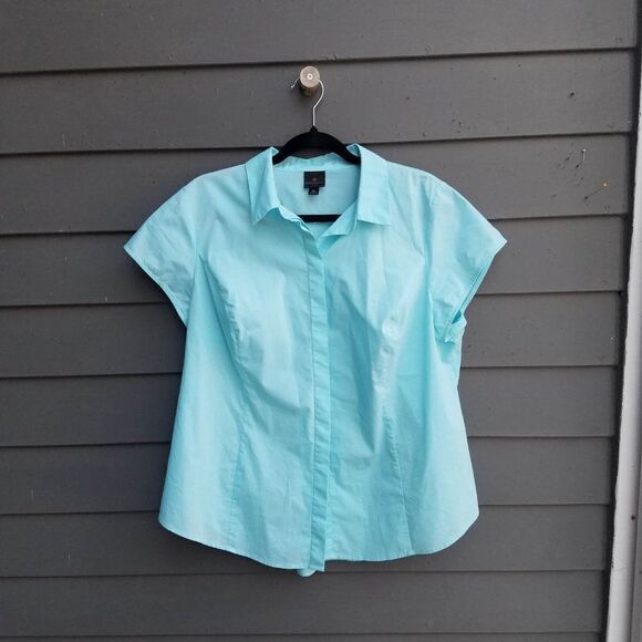 Worthington Light Blue Short Sleeve Cotton Button Down Blouse size OX - Picture 6 of 7